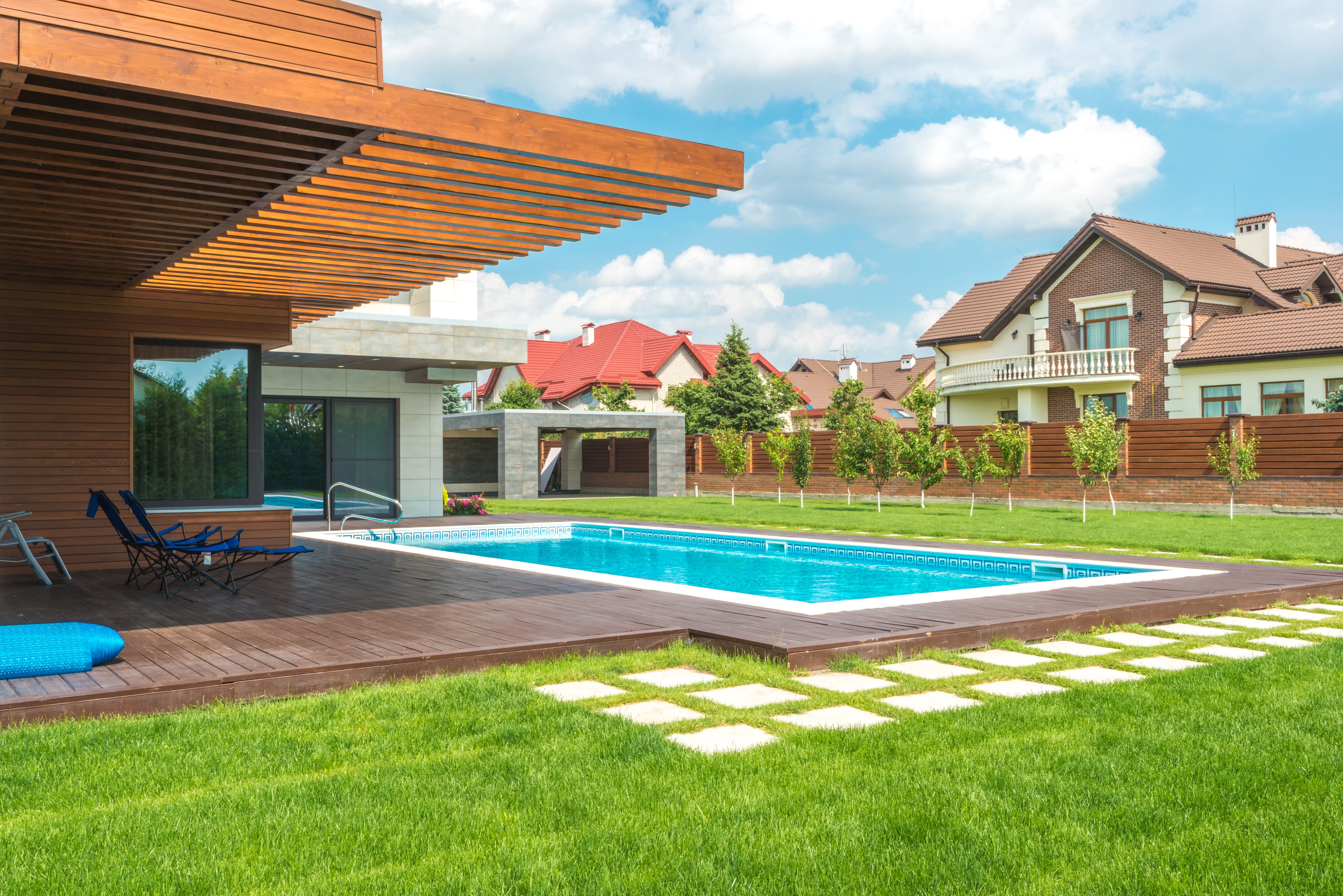 Villa contemporaine avec aménagement intérieur et extérieur, vue 7.